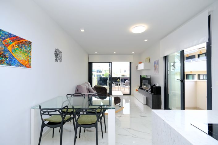 Image No.2-2 Bed Apartment for sale