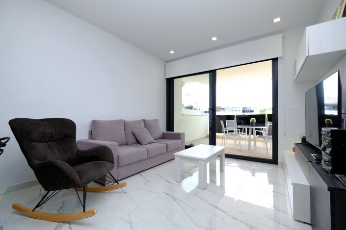 Image No.5-2 Bed Apartment for sale