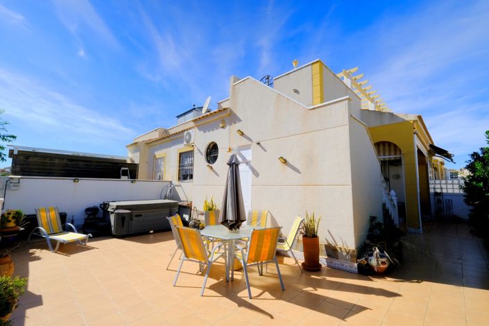 Punta Prima, Bungalow