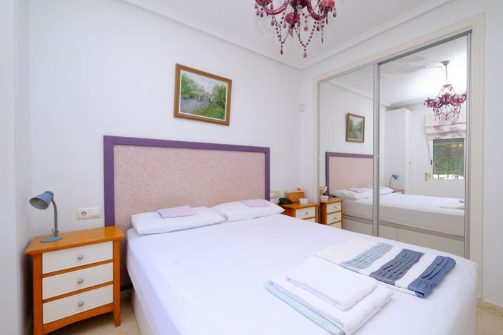 Image No.11-2 Bed Bungalow for sale