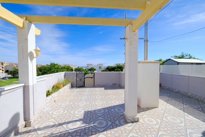 Image No.18-2 Bed Bungalow for sale