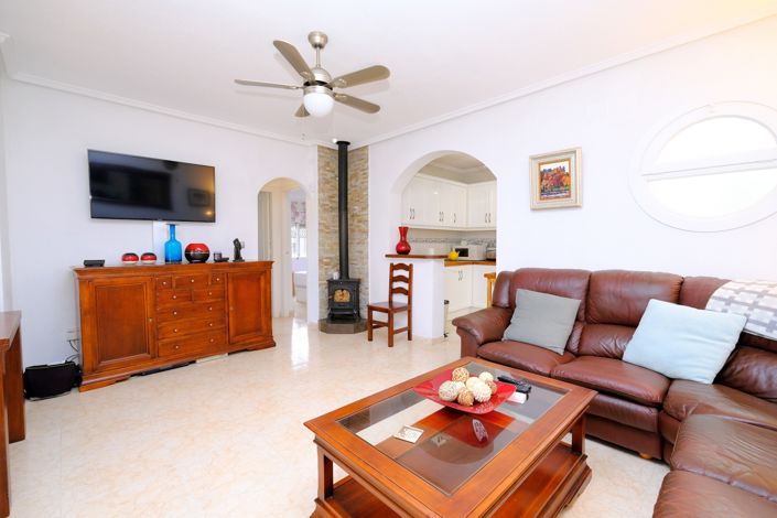 Image No.4-2 Bed Bungalow for sale