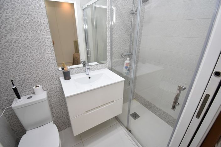 Image No.17-4 Bed Villa for sale