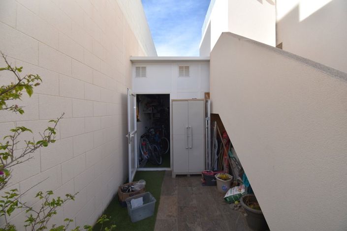 Image No.28-4 Bed Villa for sale