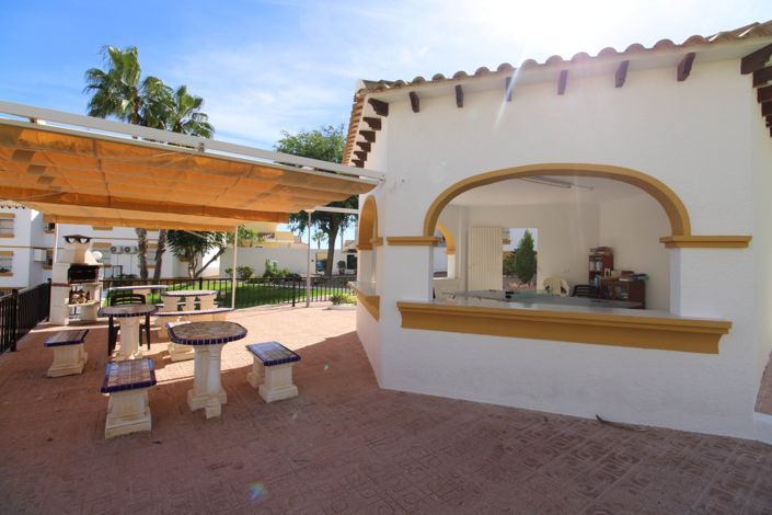 Image No.21-1 Bed Property for sale