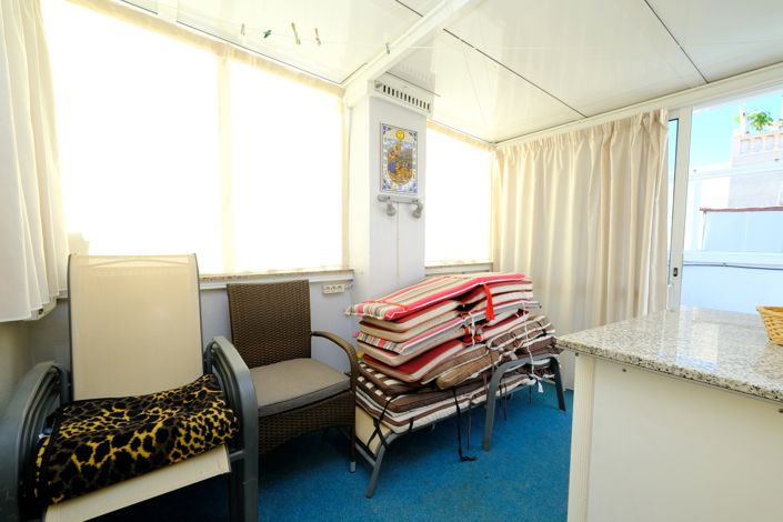 Image No.14-3 Bed Townhouse for sale