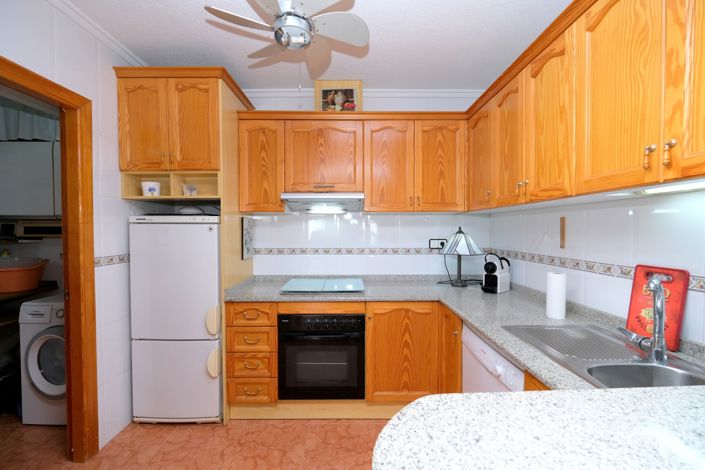 Image No.6-3 Bed Townhouse for sale