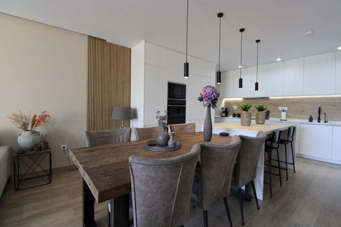 Image No.13-3 Bed Townhouse for sale