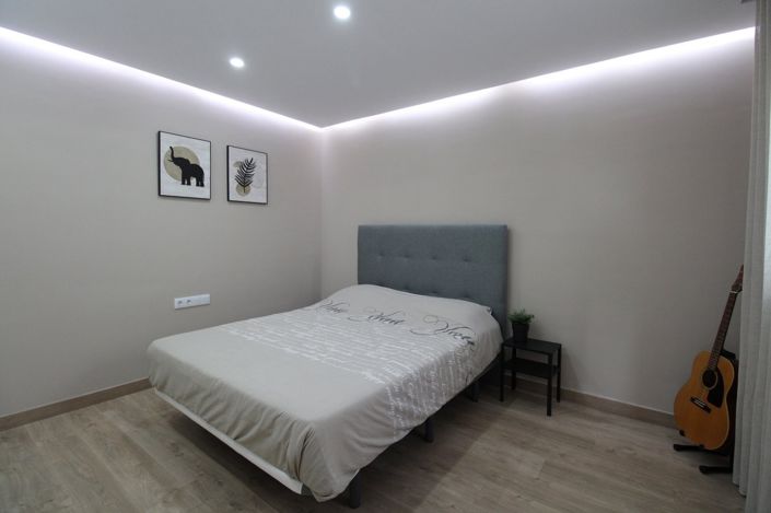 Image No.21-3 Bed Townhouse for sale