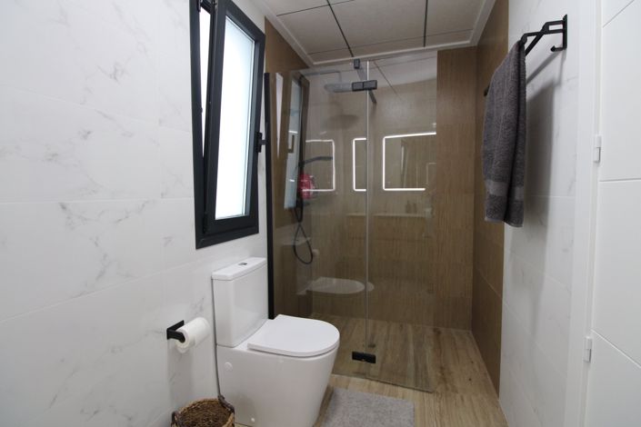 Image No.22-3 Bed Townhouse for sale