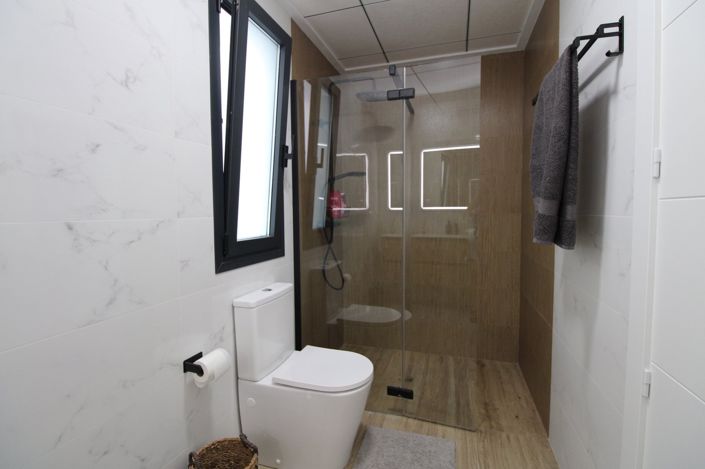 Image No.22-3 Bed Townhouse for sale