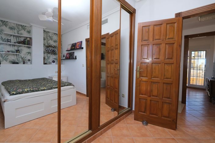 Image No.15-3 Bed Villa for sale