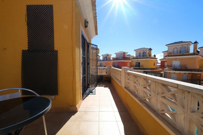 Image No.20-3 Bed Villa for sale