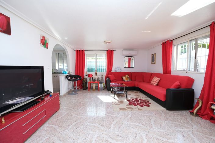 Image No.19-3 Bed Villa for sale