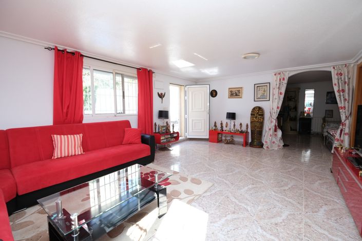 Image No.20-3 Bed Villa for sale