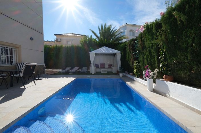 Image No.25-3 Bed Villa for sale