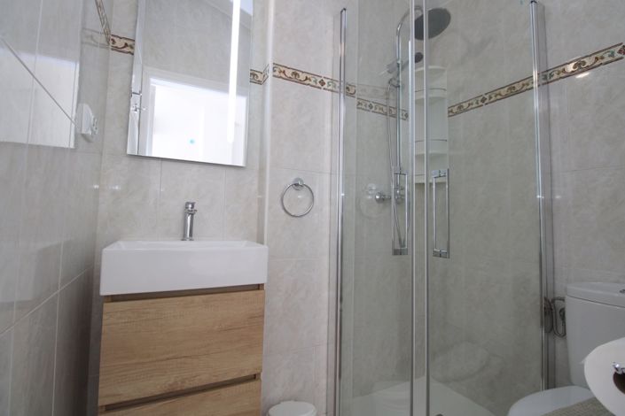 Image No.22-3 Bed Villa for sale