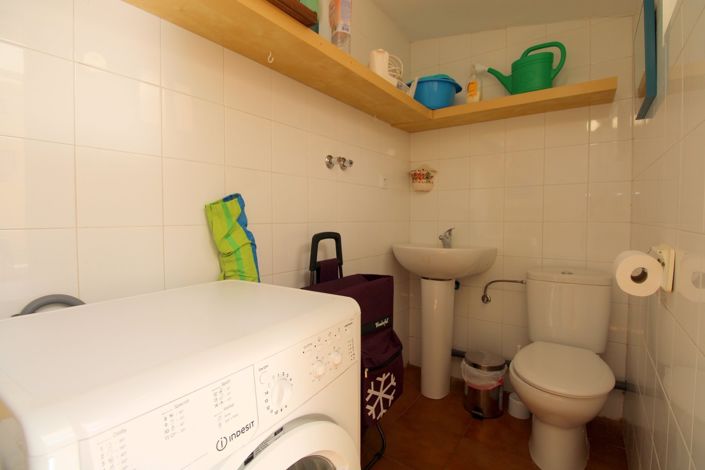 Image No.27-3 Bed Villa for sale