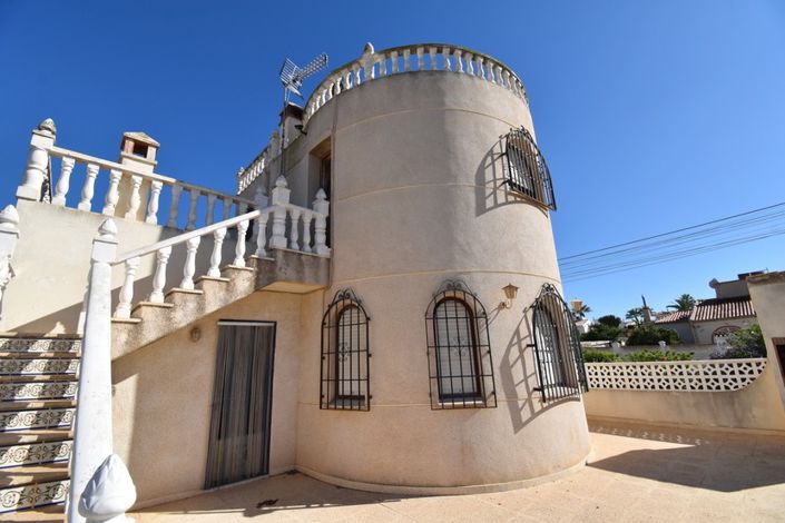 Image No.18-4 Bed Villa for sale