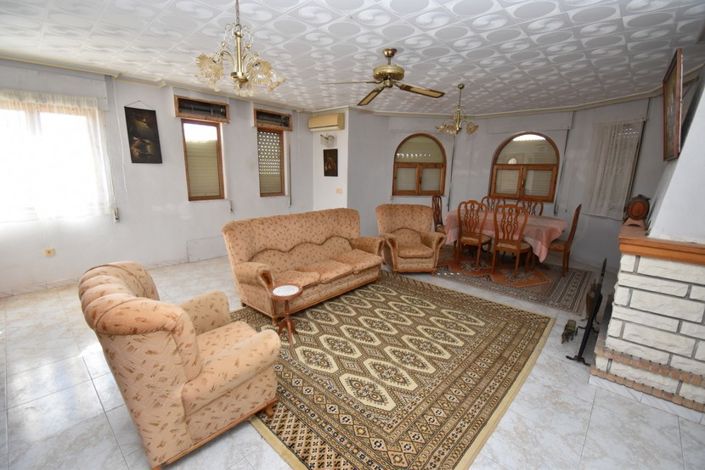 Image No.5-4 Bed Villa for sale