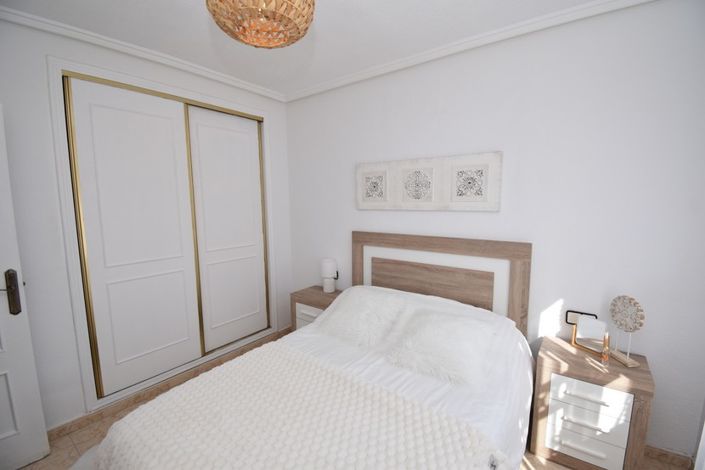 Image No.9-3 Bed Townhouse for sale