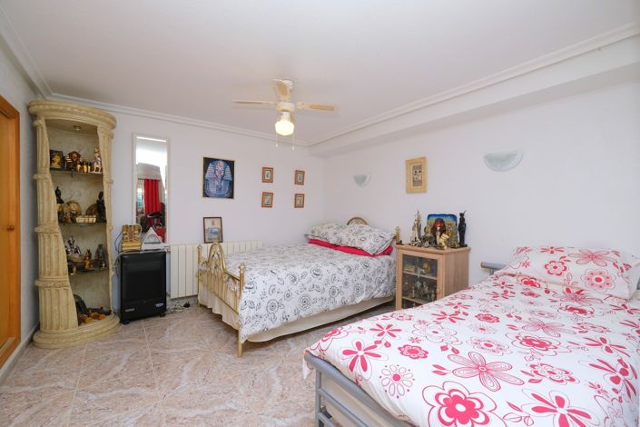 Image No.22-3 Bed Villa for sale