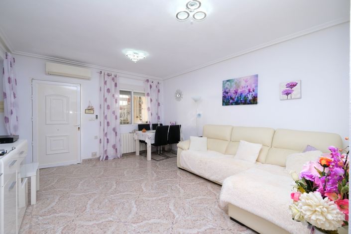 Image No.5-3 Bed Villa for sale