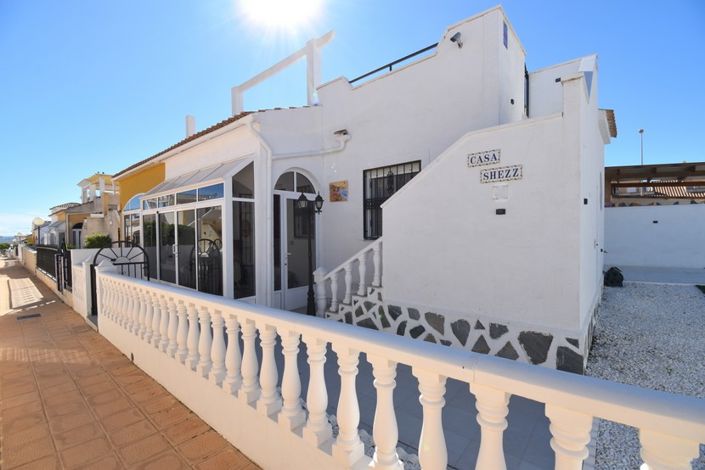 Image No.1-2 Bed Townhouse for sale