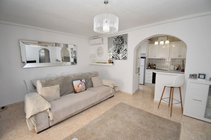 Image No.4-2 Bed Townhouse for sale