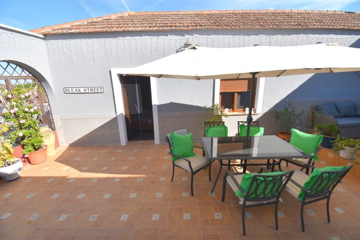 Image No.20-5 Bed Villa for sale