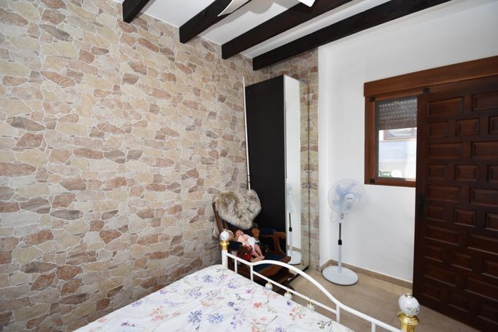 Image No.24-5 Bed Villa for sale