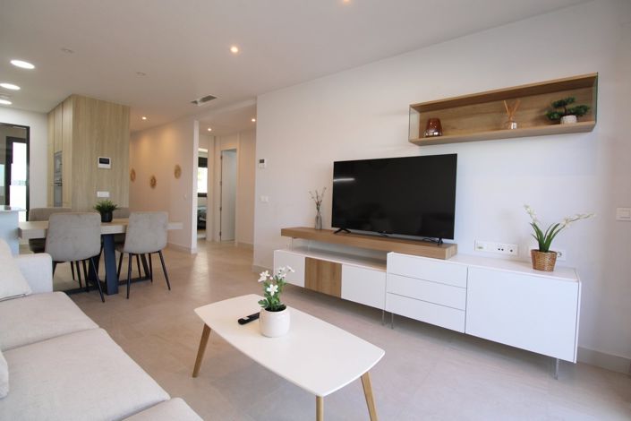 Image No.11-3 Bed Townhouse for sale