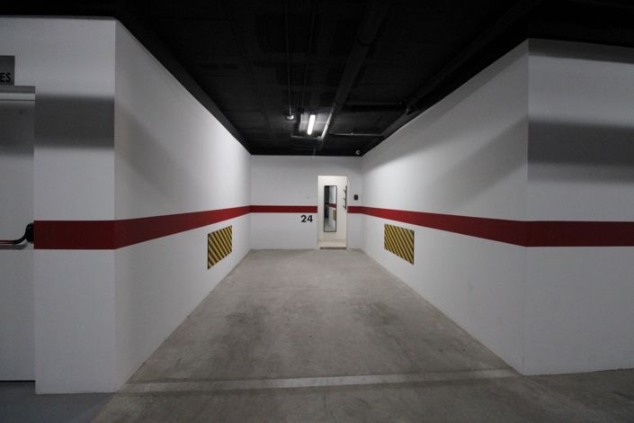 Image No.24-3 Bed Property for sale