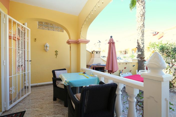 Image No.15-3 Bed Townhouse for sale