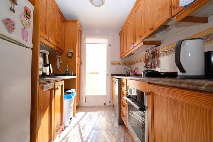 Image No.7-3 Bed Townhouse for sale