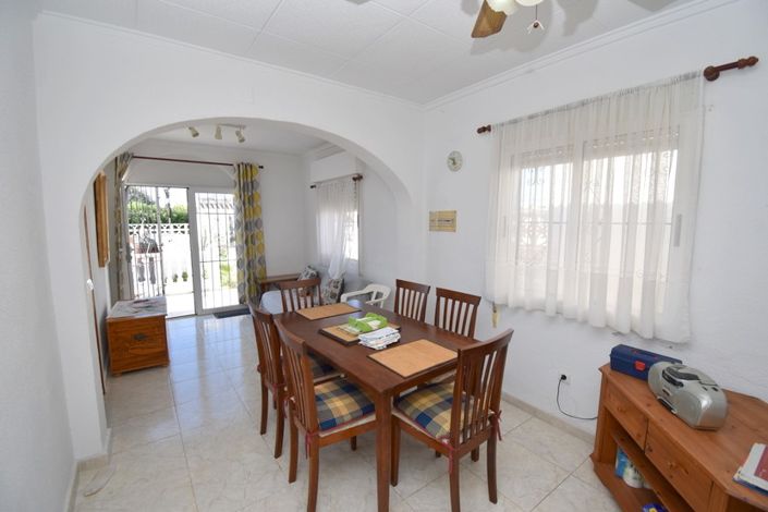 Image No.3-3 Bed Villa for sale
