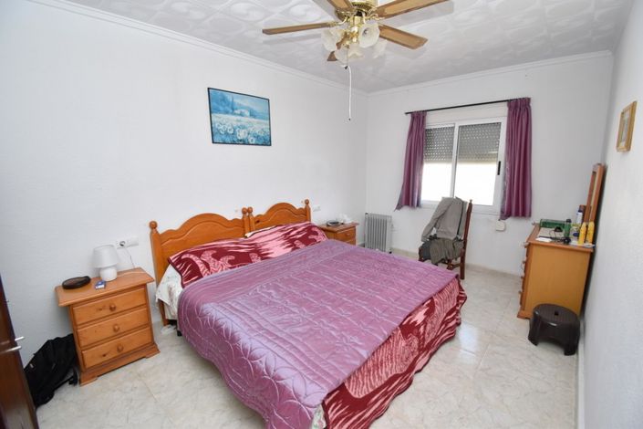 Image No.9-3 Bed Villa for sale