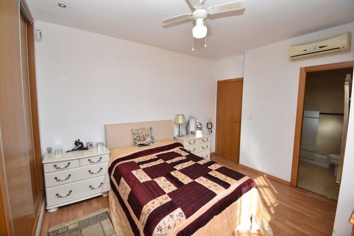 Image No.14-2 Bed Villa for sale