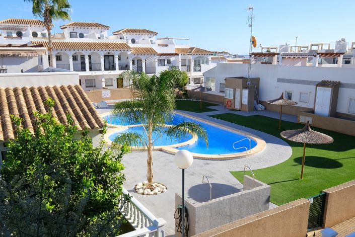 Image No.18-2 Bed Property for sale