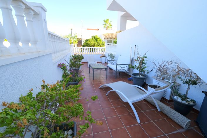 Image No.19-2 Bed Property for sale