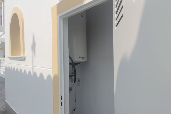 Image No.21-2 Bed Villa for sale