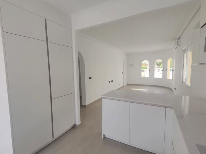 Image No.9-2 Bed Villa for sale