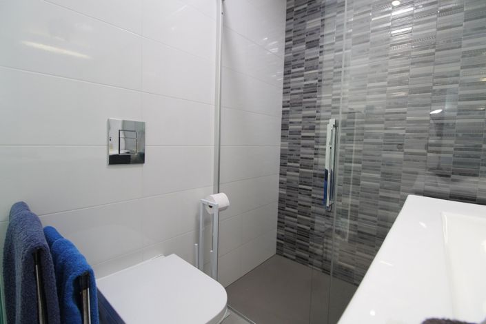 Image No.16-2 Bed Property for sale