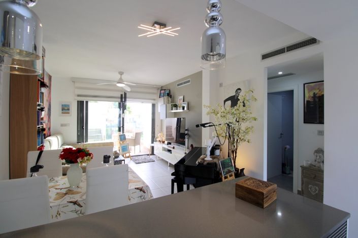 Image No.6-2 Bed Property for sale