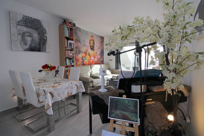 Image No.7-2 Bed Property for sale