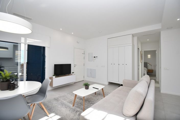 Image No.6-2 Bed Property for sale