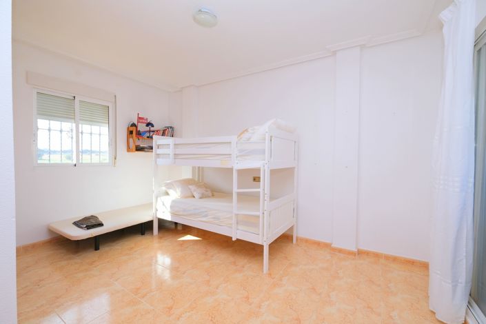 Image No.12-3 Bed Villa for sale