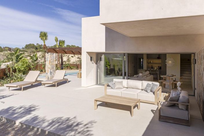 Image No.33-3 Bed Villa for sale