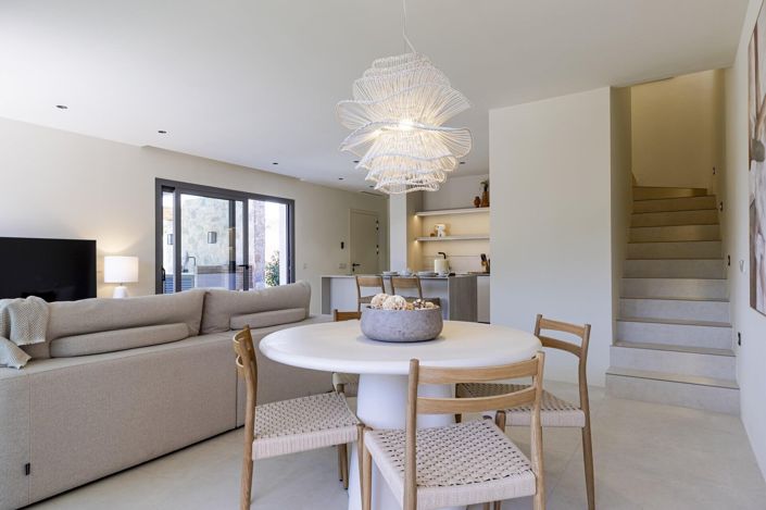 Image No.4-3 Bed Villa for sale