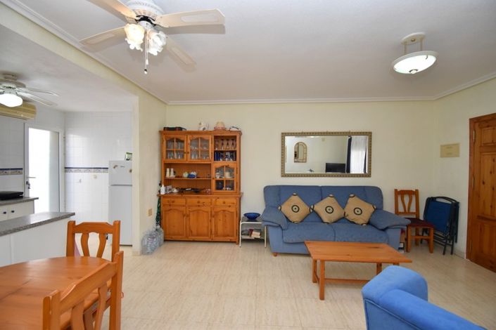 Image No.12-2 Bed Property for sale